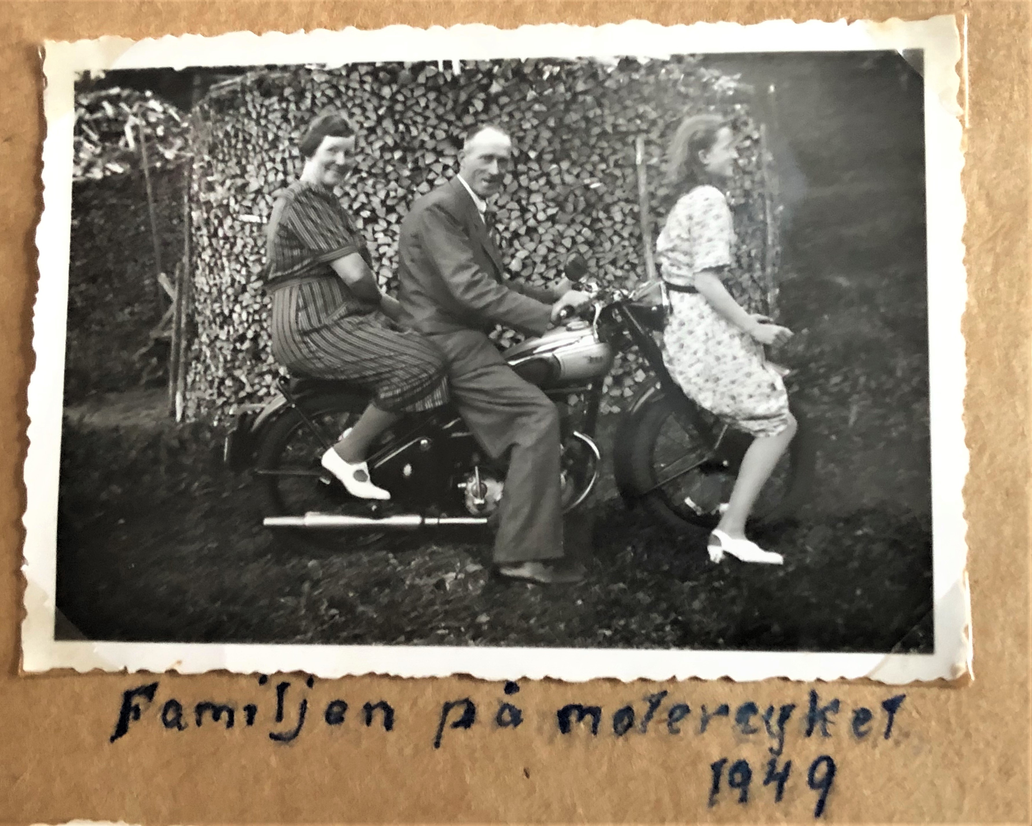 Family Svensson, 1949